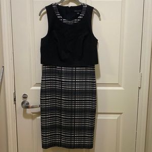Banana Republic Black/White Patterned Sheath Dress
